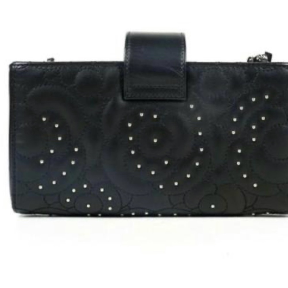 Chanel clutch on chain - crossbody in black lamb skin - silver studs! Authentic! - Picture 2 of 10
